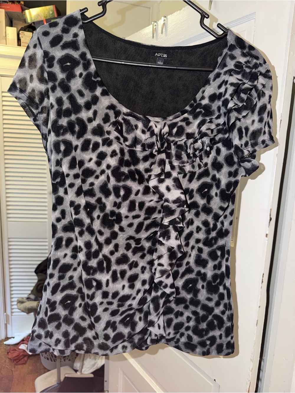 Apt. 9 Black and Gray Leopard Ruffle Scoop Neck Top